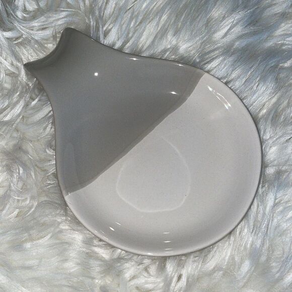 Favor Gray & White Dip Dye Ceramic Spoon Rest, New in Box - Picture 5 of 6